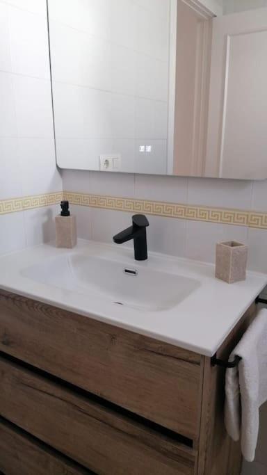 Apartamento Views, Family & Private Parking In Alto Albayzin Granada Exterior foto